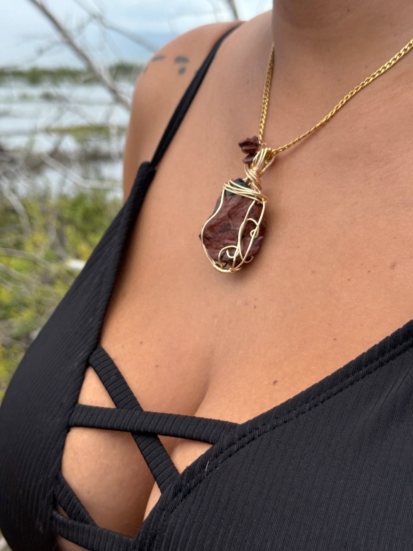 Volcánica — Red Obsidian Power Amulet