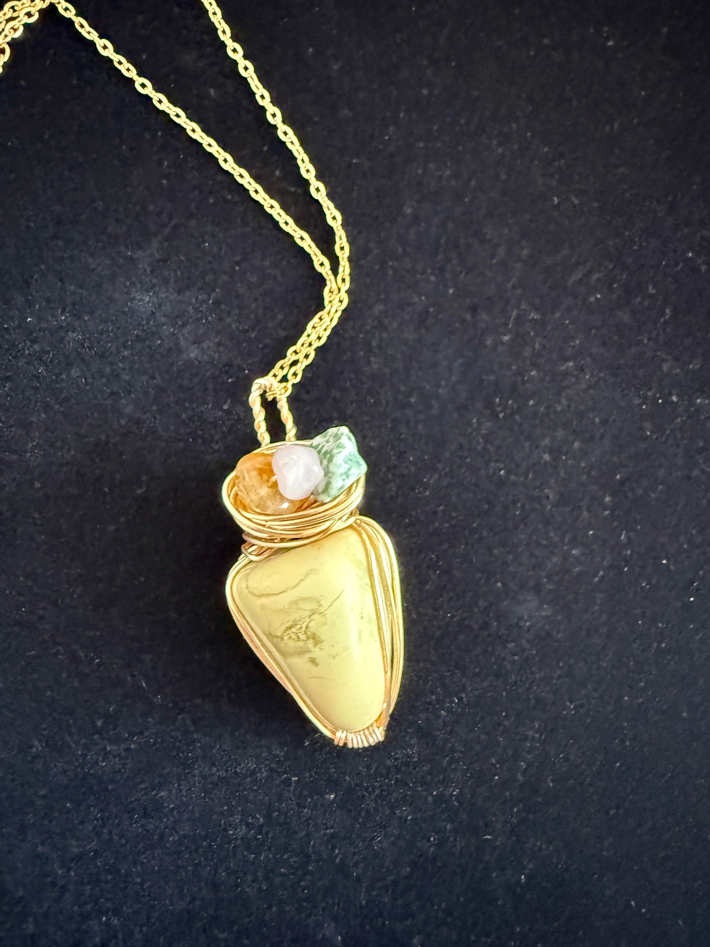 FloreSer — Healing & Abundance Talisman