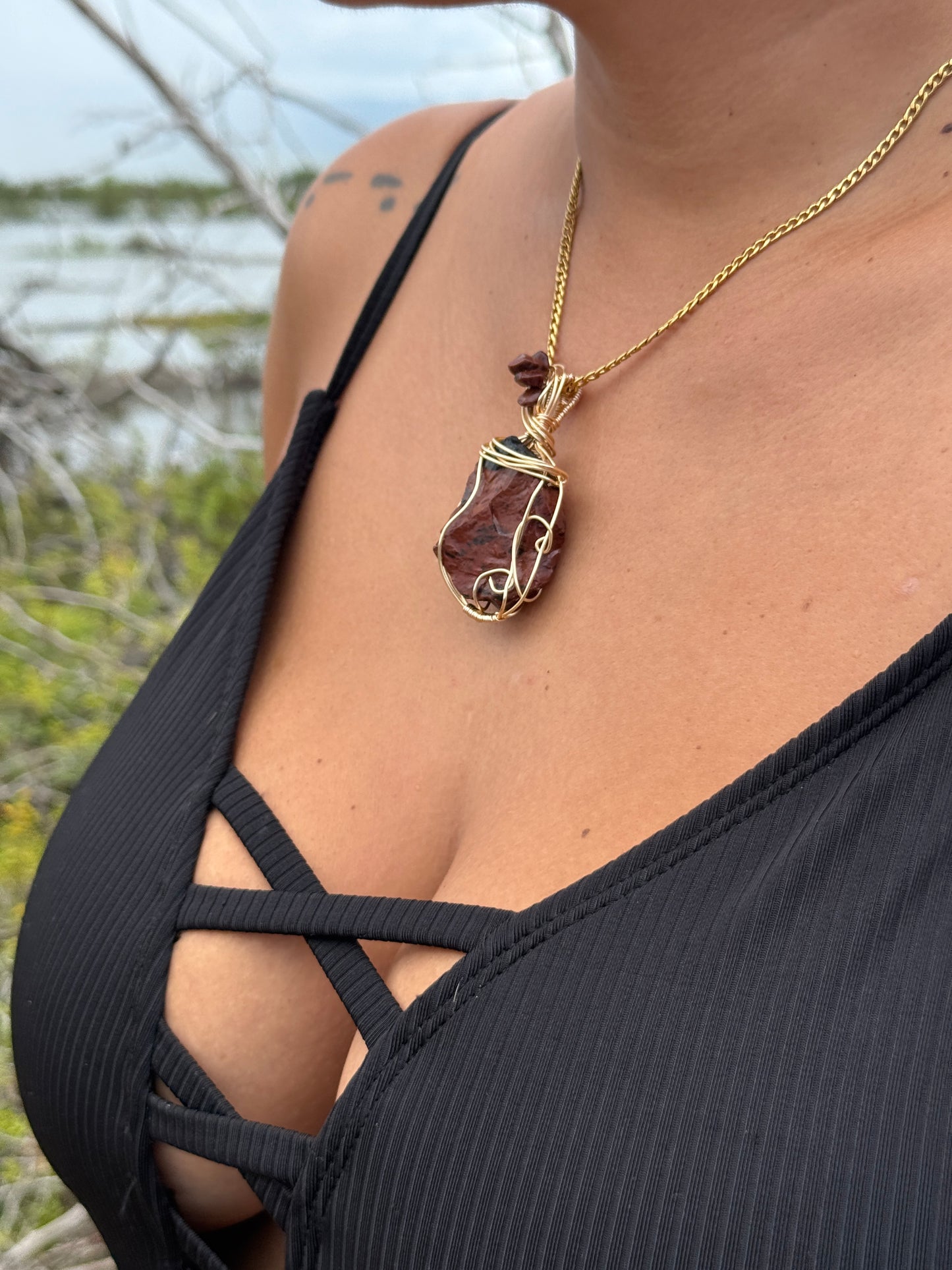 Volcánica — Red Obsidian Power Amulet